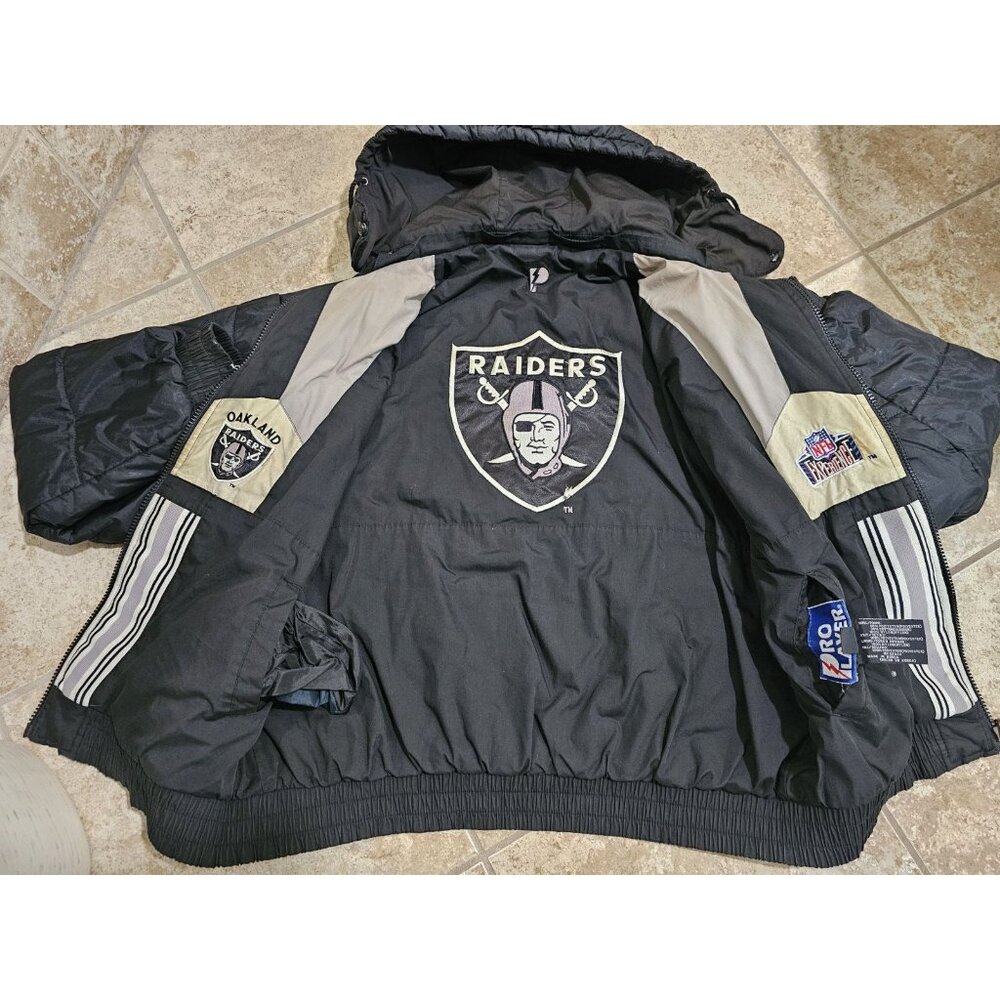 Vintage Pro Player Oakland Raiders Puffer Jacket XL Black Archival Gorpcore Rare - Picture 10 of 12